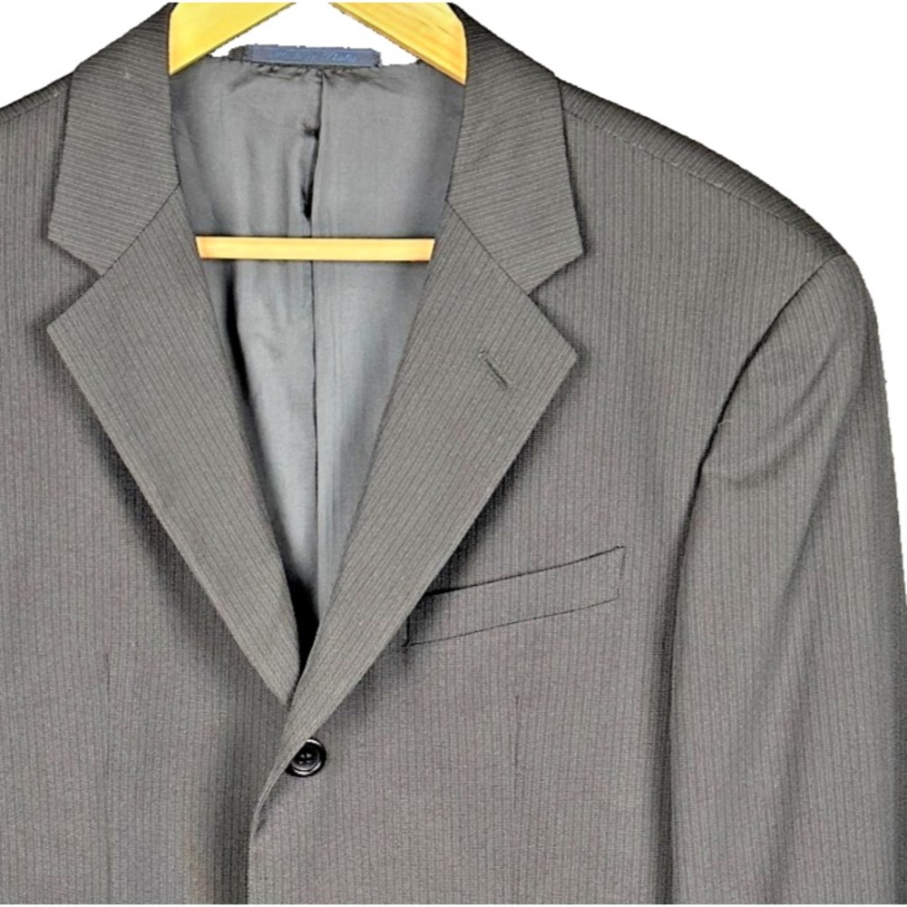 Armani Collezioni Barneys New York Mens 38R Pinstripe Wool Blazer Italy 3 Button
